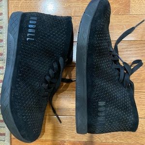 NOBULL women’s trainers -size 9
